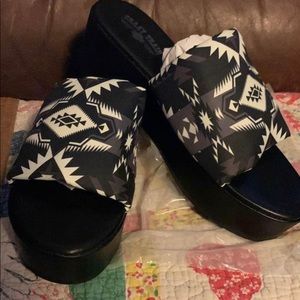 New Crazy Train 90’s Aztec Platforms 8